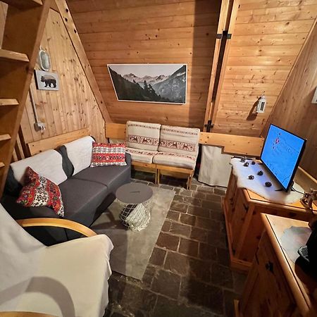 ~Chalet_Rifugio Tra I Boschi~ Sella Nevea Bagian luar foto